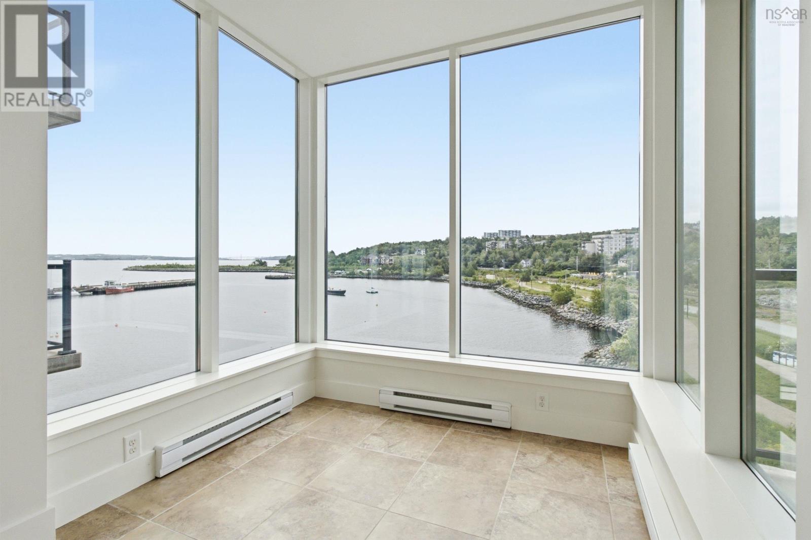 #405 220 Waterfront Drive - 17