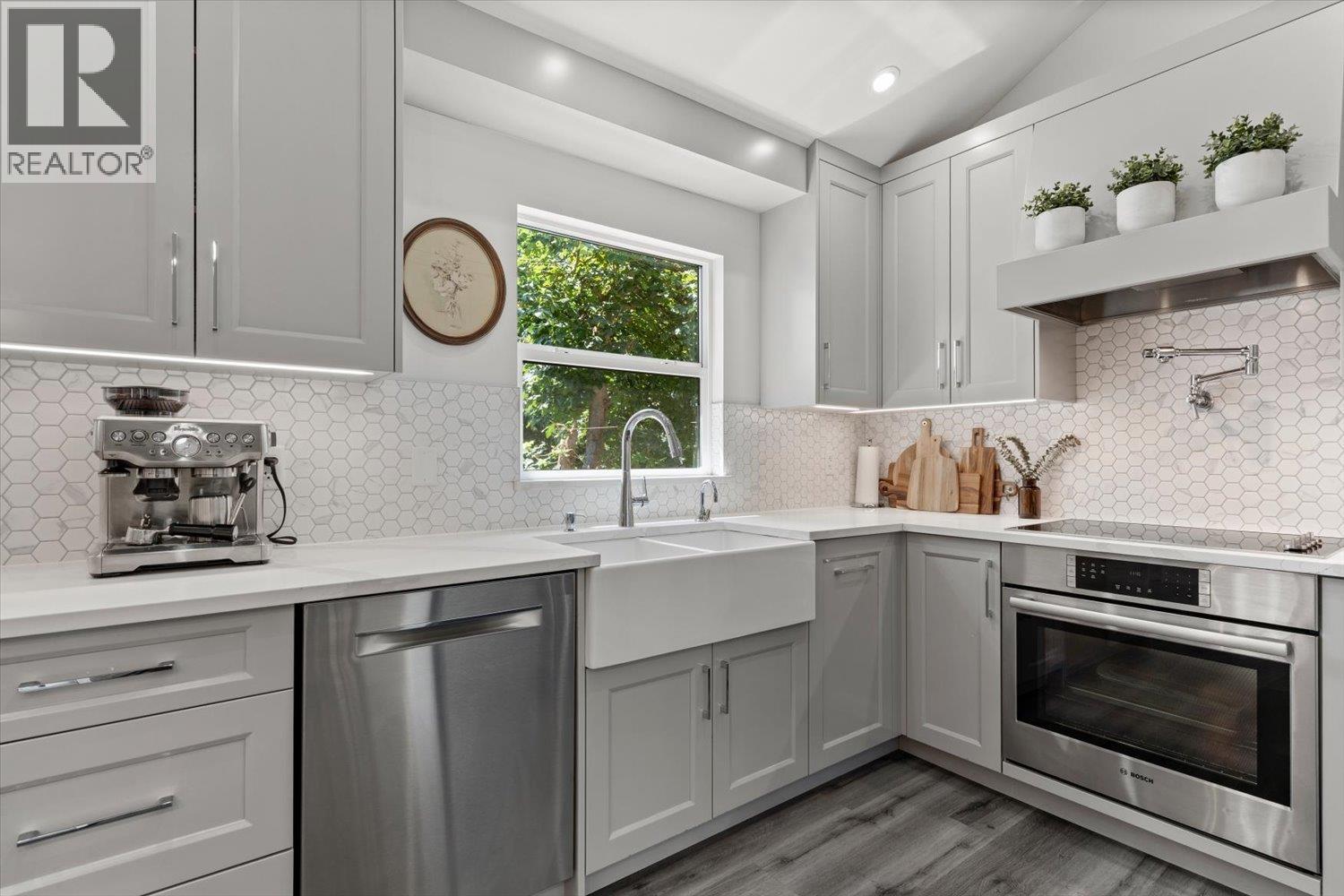 21730 RIVER ROAD, Maple Ridge