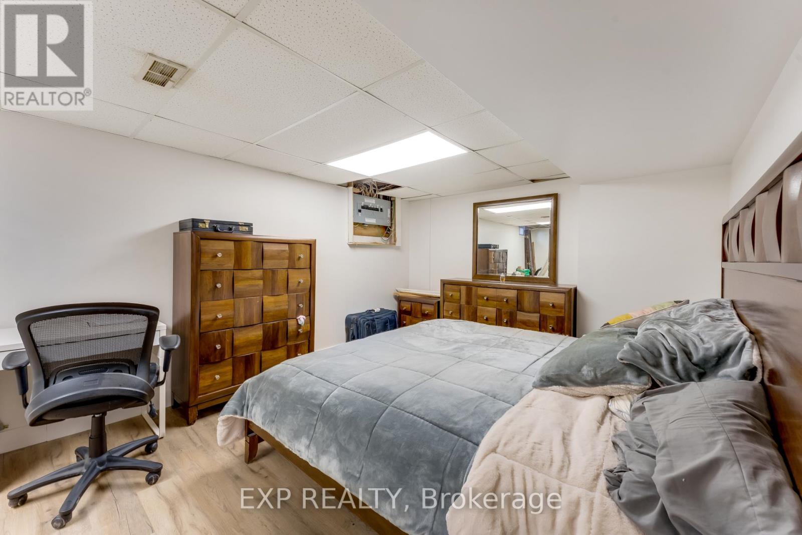 #26 770 FANSHAWE PARK ROAD - 11