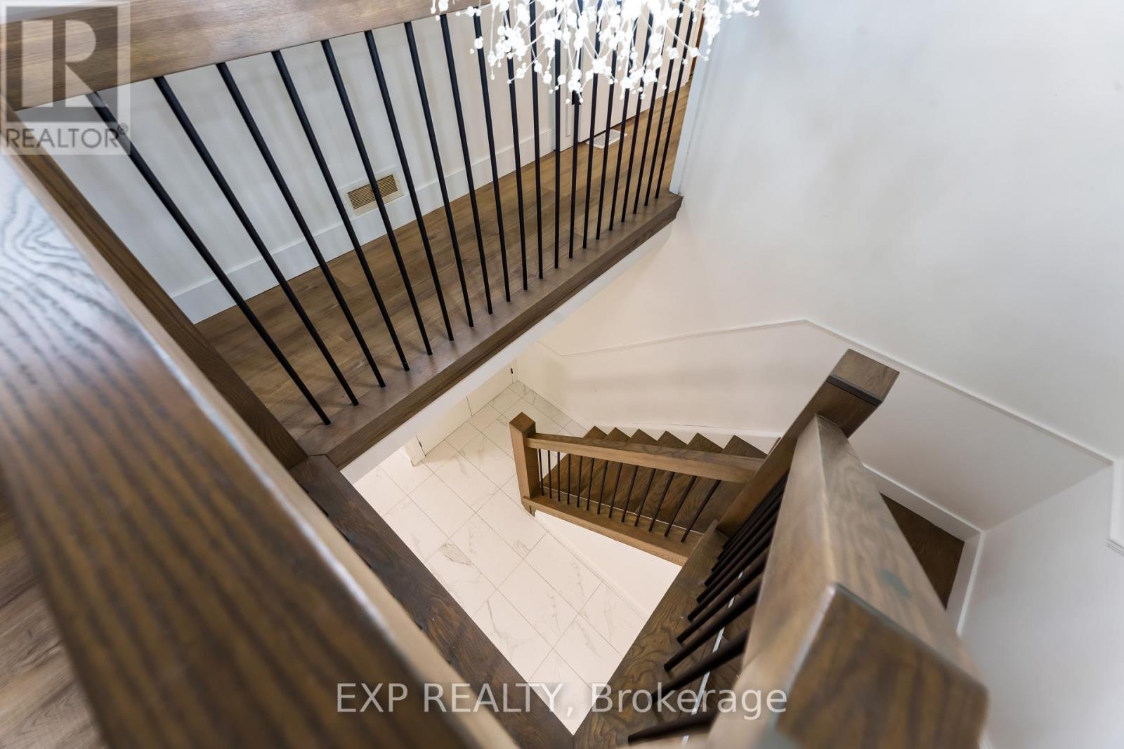 #26 770 FANSHAWE PARK ROAD - 27