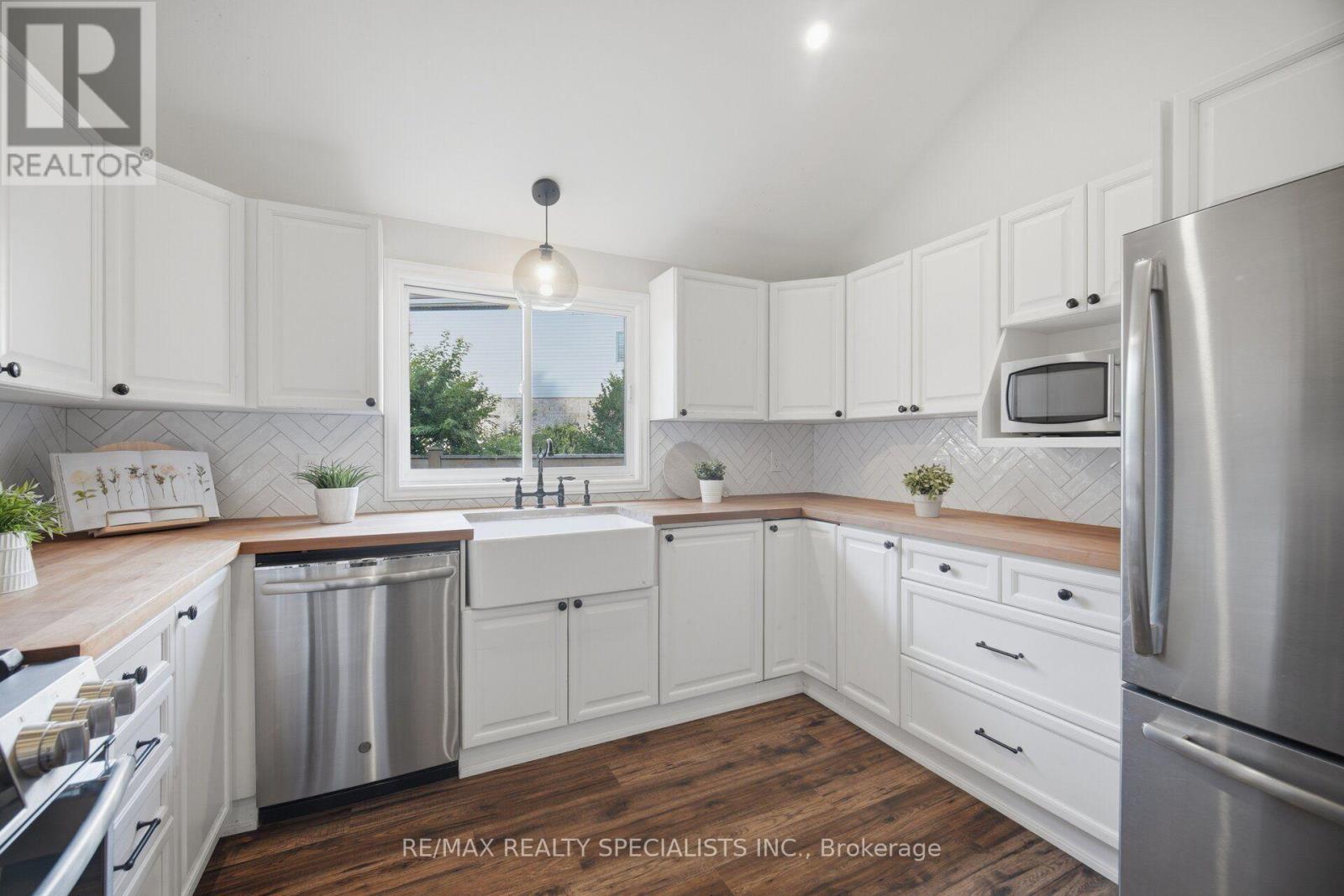408 FLANNERY DRIVE - Image 11