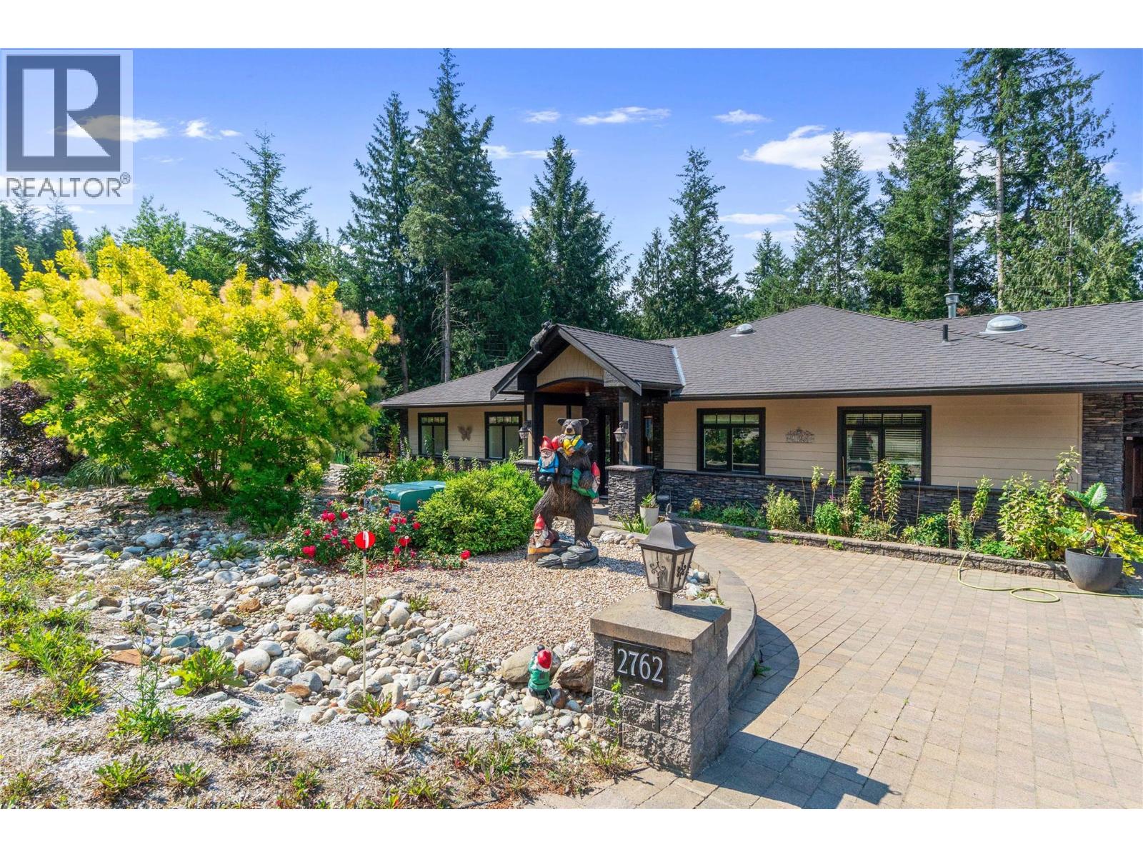 2762 Glenview Road - 2