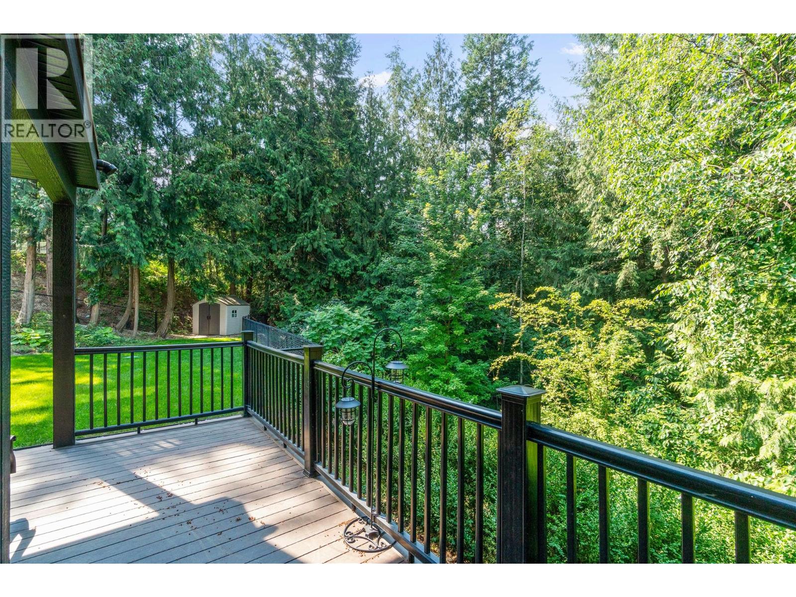 2762 Glenview Road - 9
