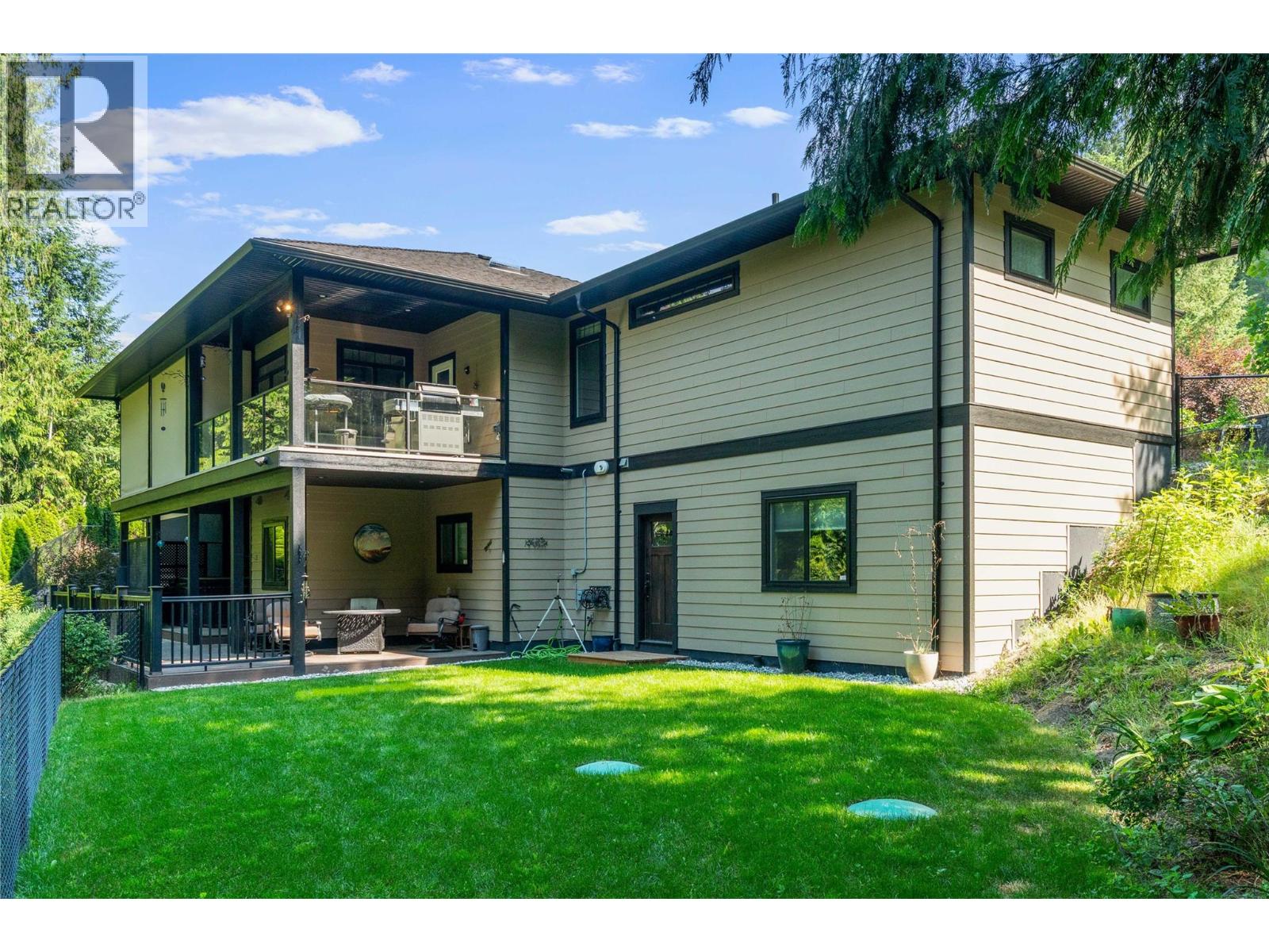 2762 Glenview Road - 7