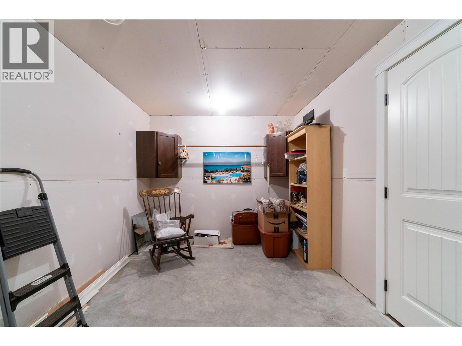 2762 Glenview Road - 84