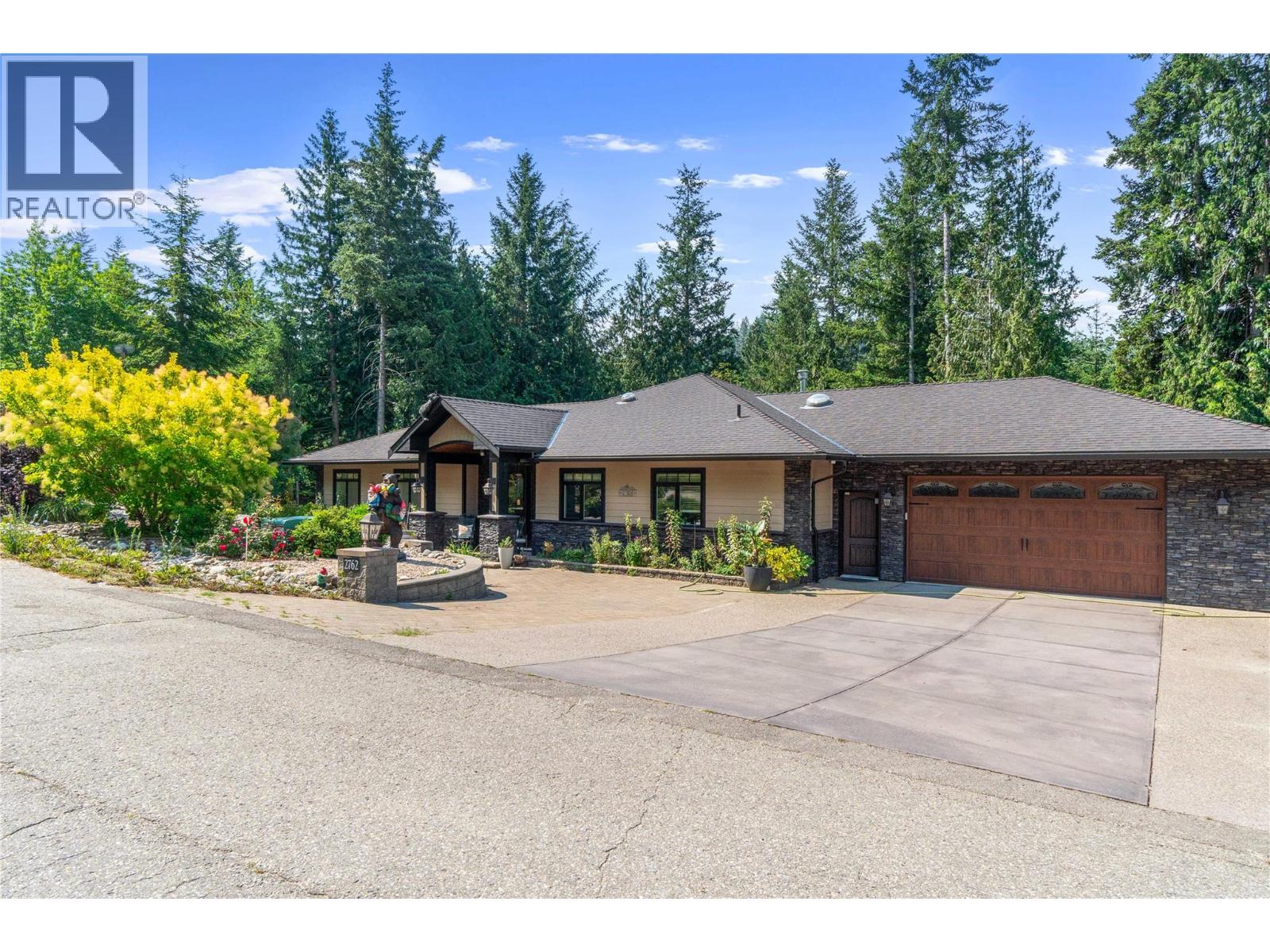 2762 Glenview Road - 95