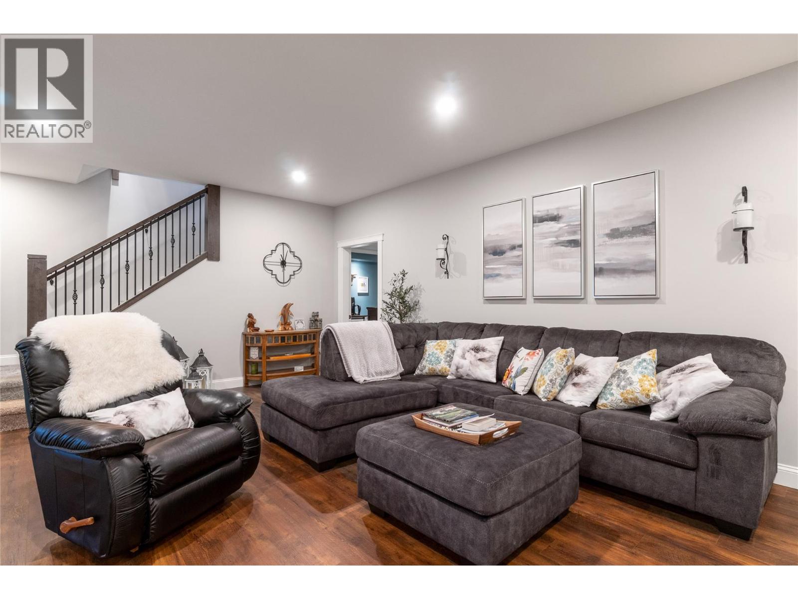2762 Glenview Road - 61