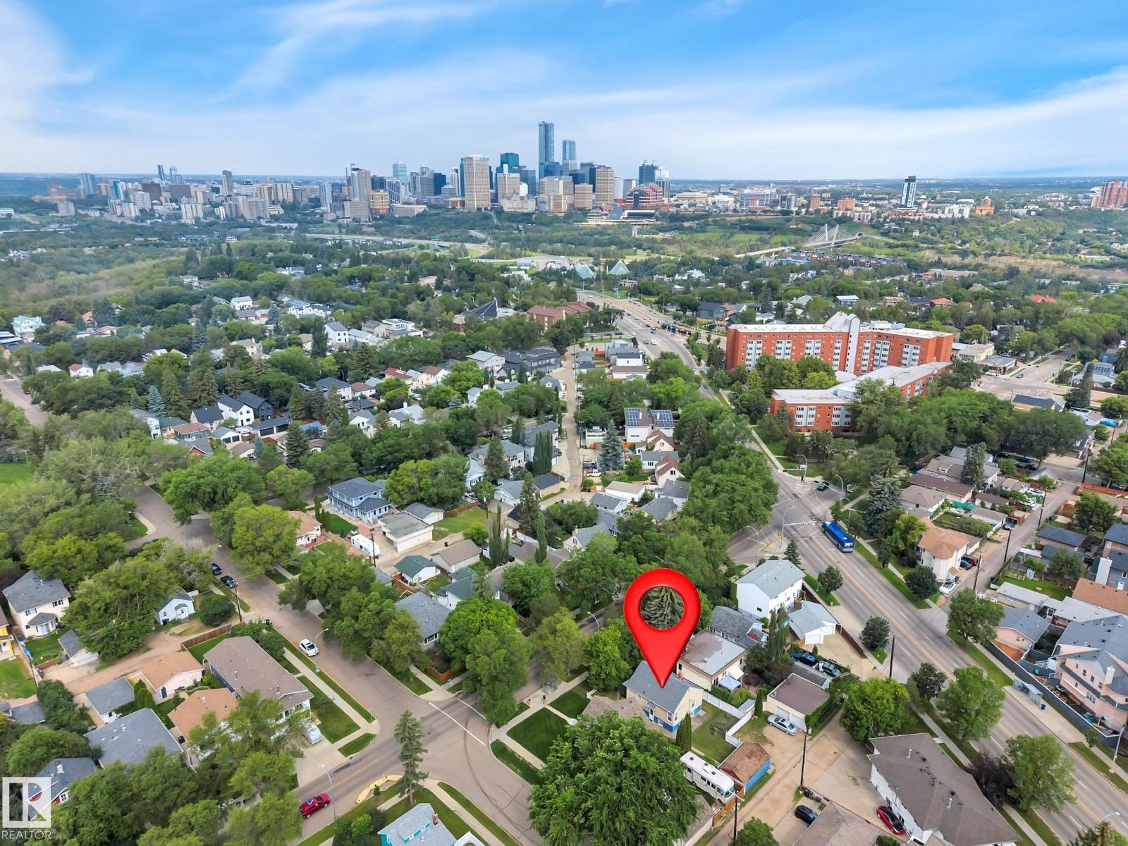 9307 92 ST NW - 49