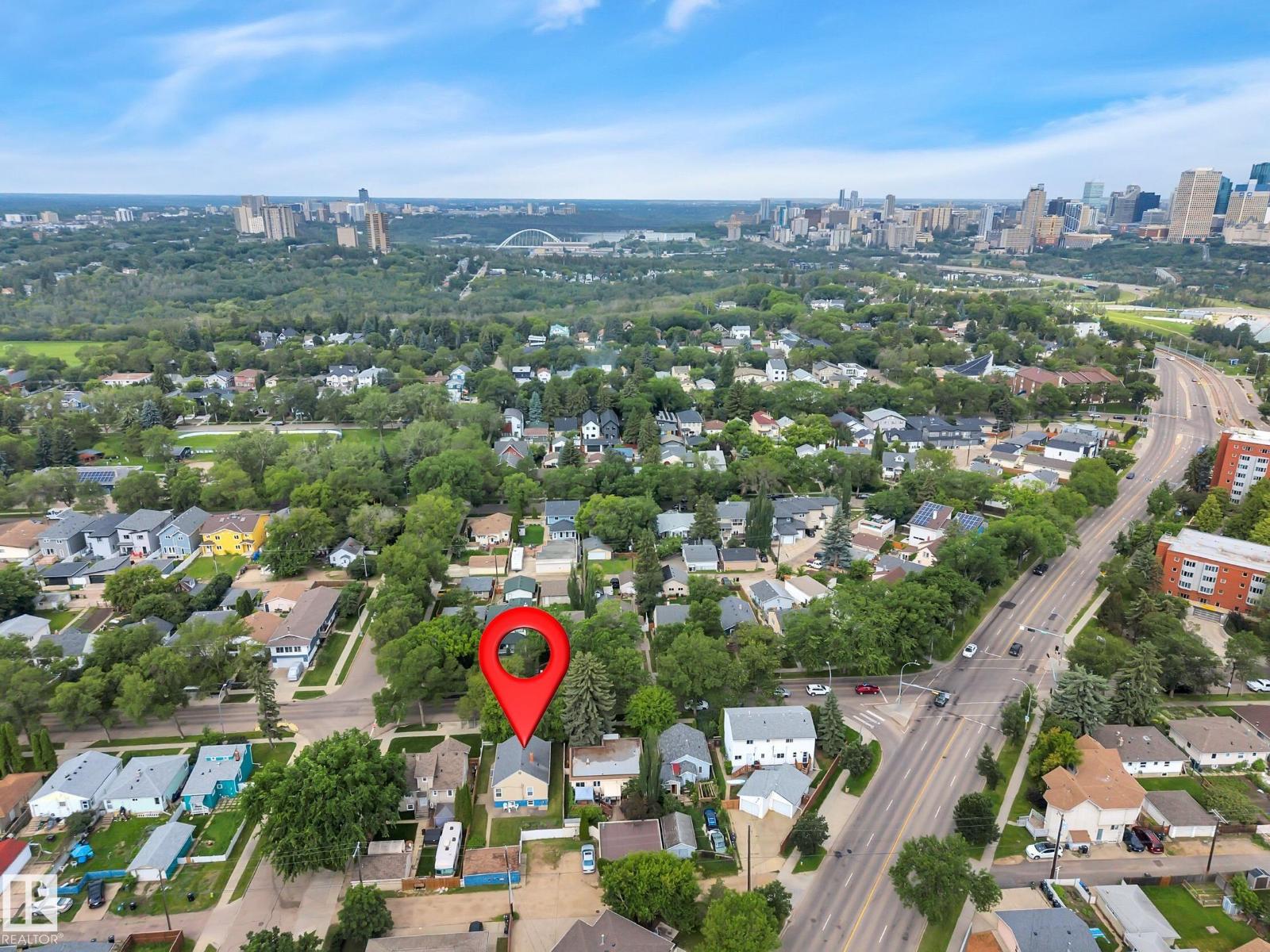 9307 92 ST NW - 50