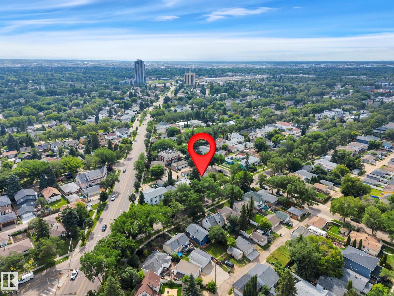 9307 92 ST NW - 46