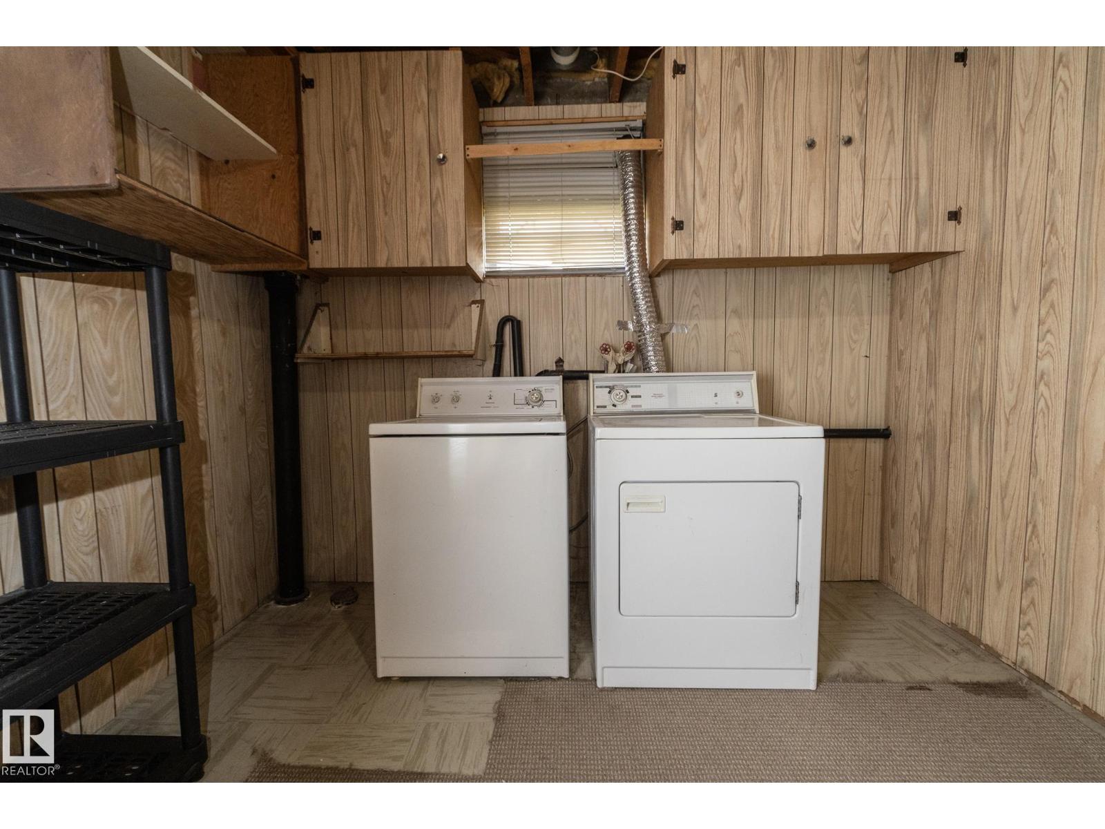 5608 122 AV NW - 48