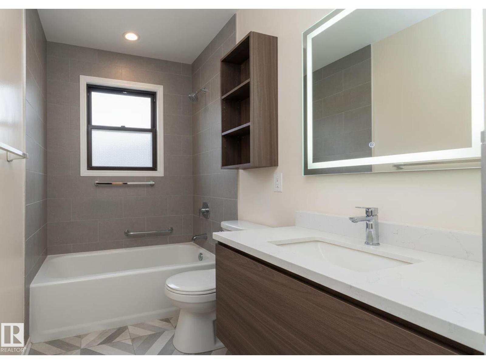 5608 122 AV NW - 36