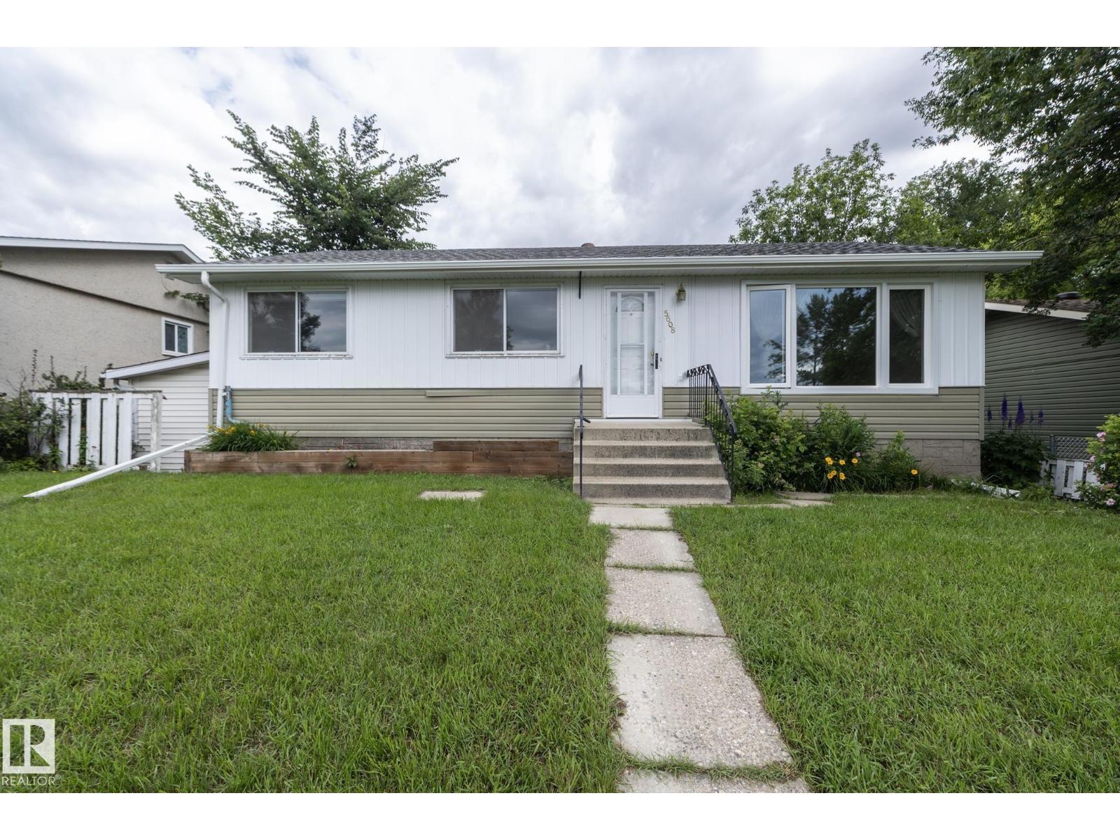 5608 122 AV NW - 3