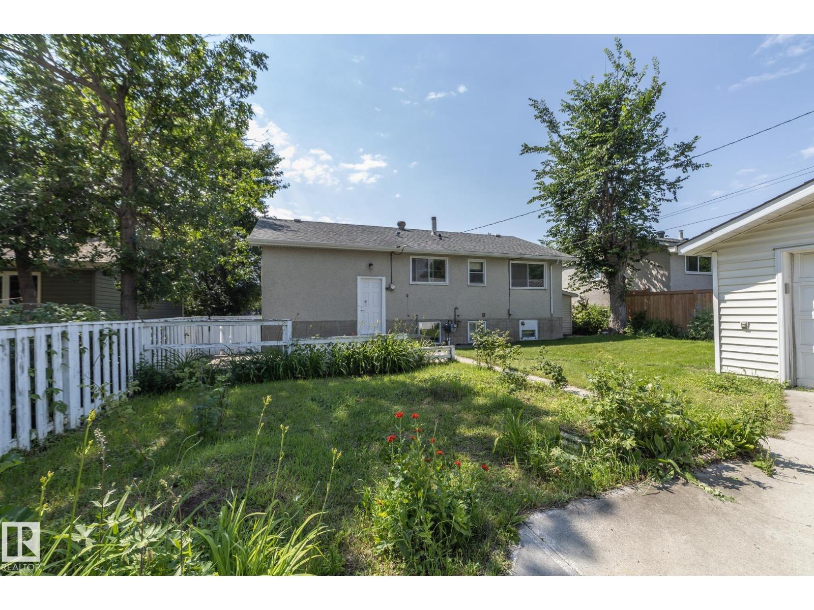 5608 122 AV NW - 58