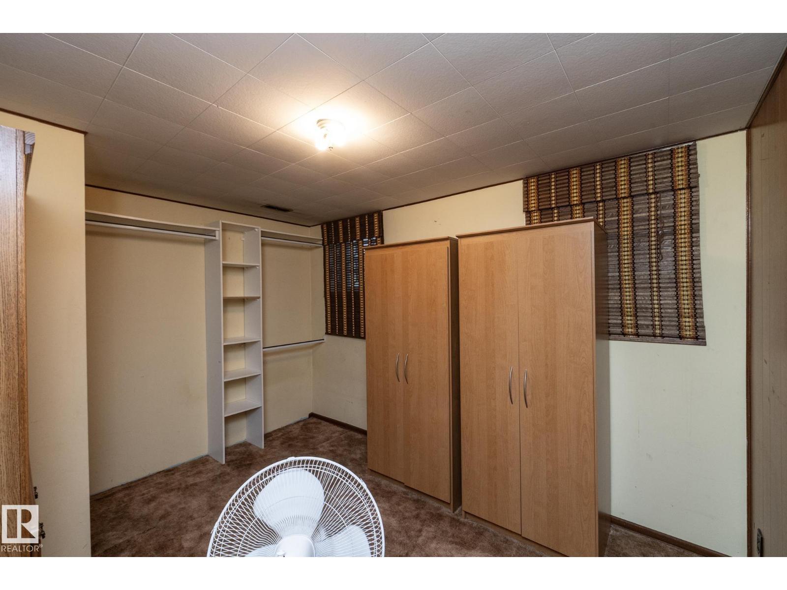 5608 122 AV NW - 45