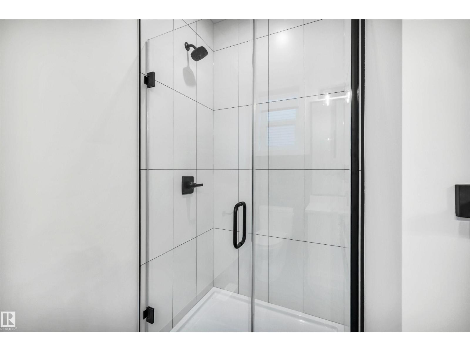 4301 Cedar Drive - 32