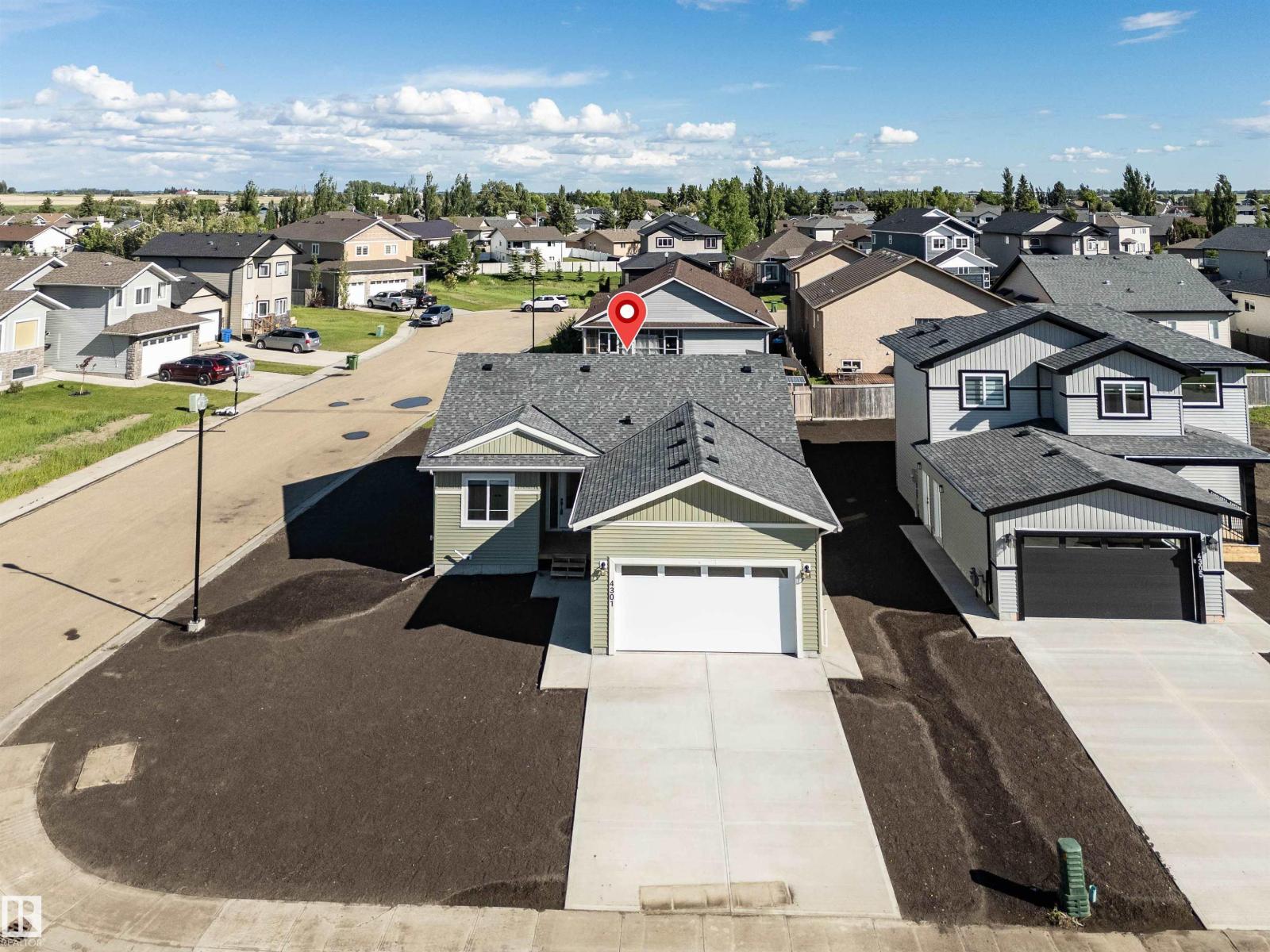 4301 Cedar Drive - 44