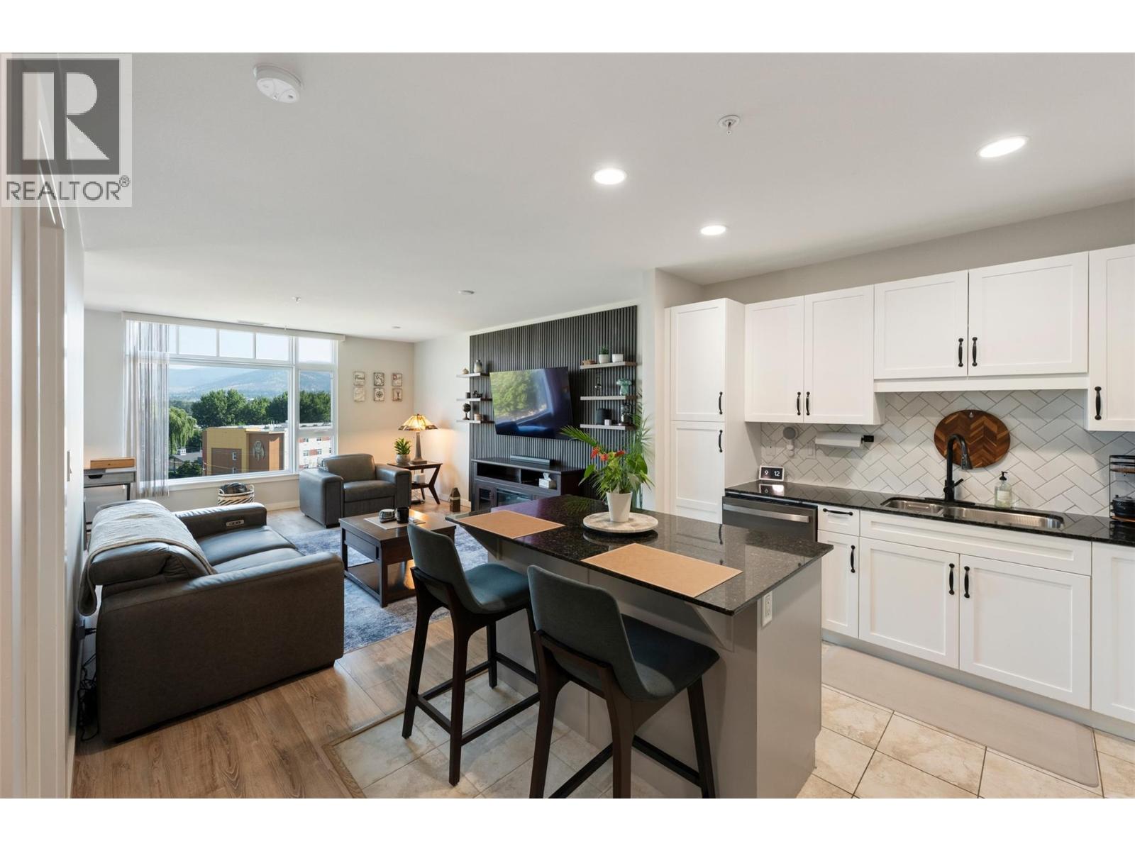 3301 Skaha Lake Road Unit# 608, Penticton