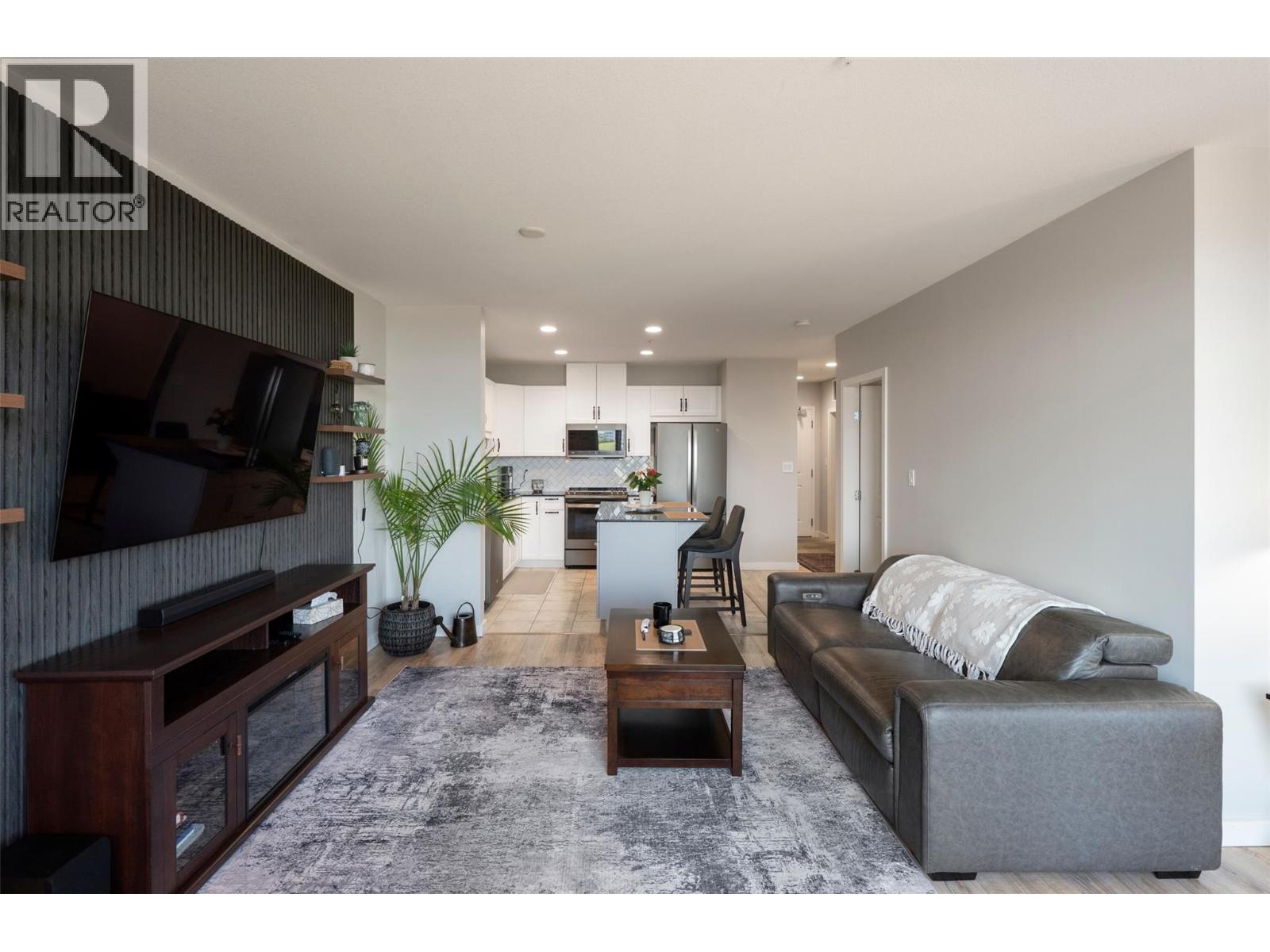 3301 Skaha Lake Road Unit# 608, Penticton