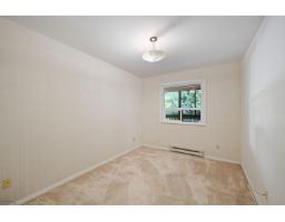 405 1350 Vidal Street, White Rock, BC V4B5G6 Photo 8