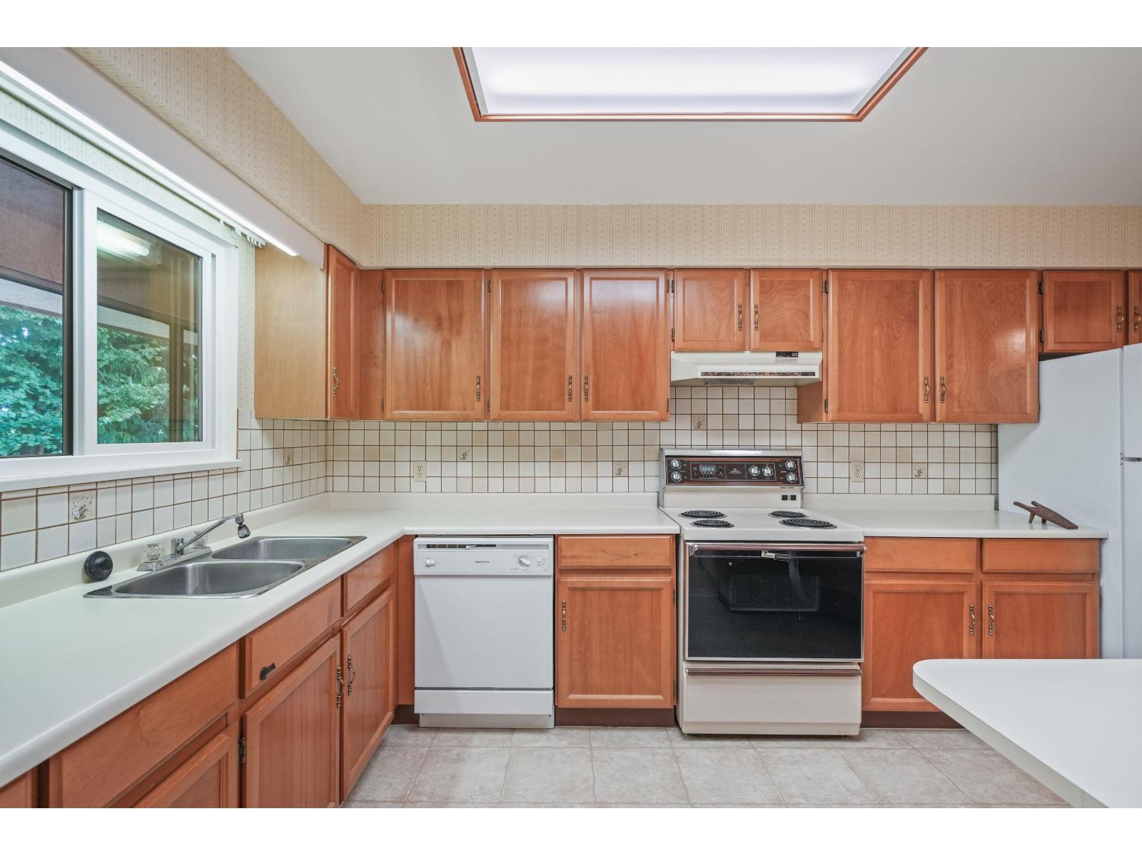 405 1350 VIDAL STREET, White Rock