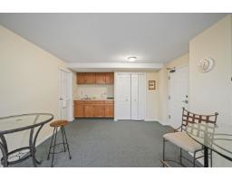 405 1350 Vidal Street, White Rock, BC V4B5G6 Photo 24