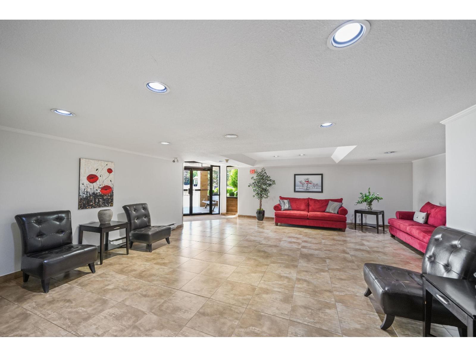 405 1350 VIDAL STREET, White Rock