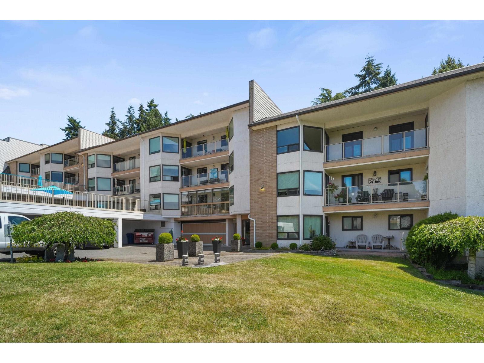 405 1350 VIDAL STREET, White Rock