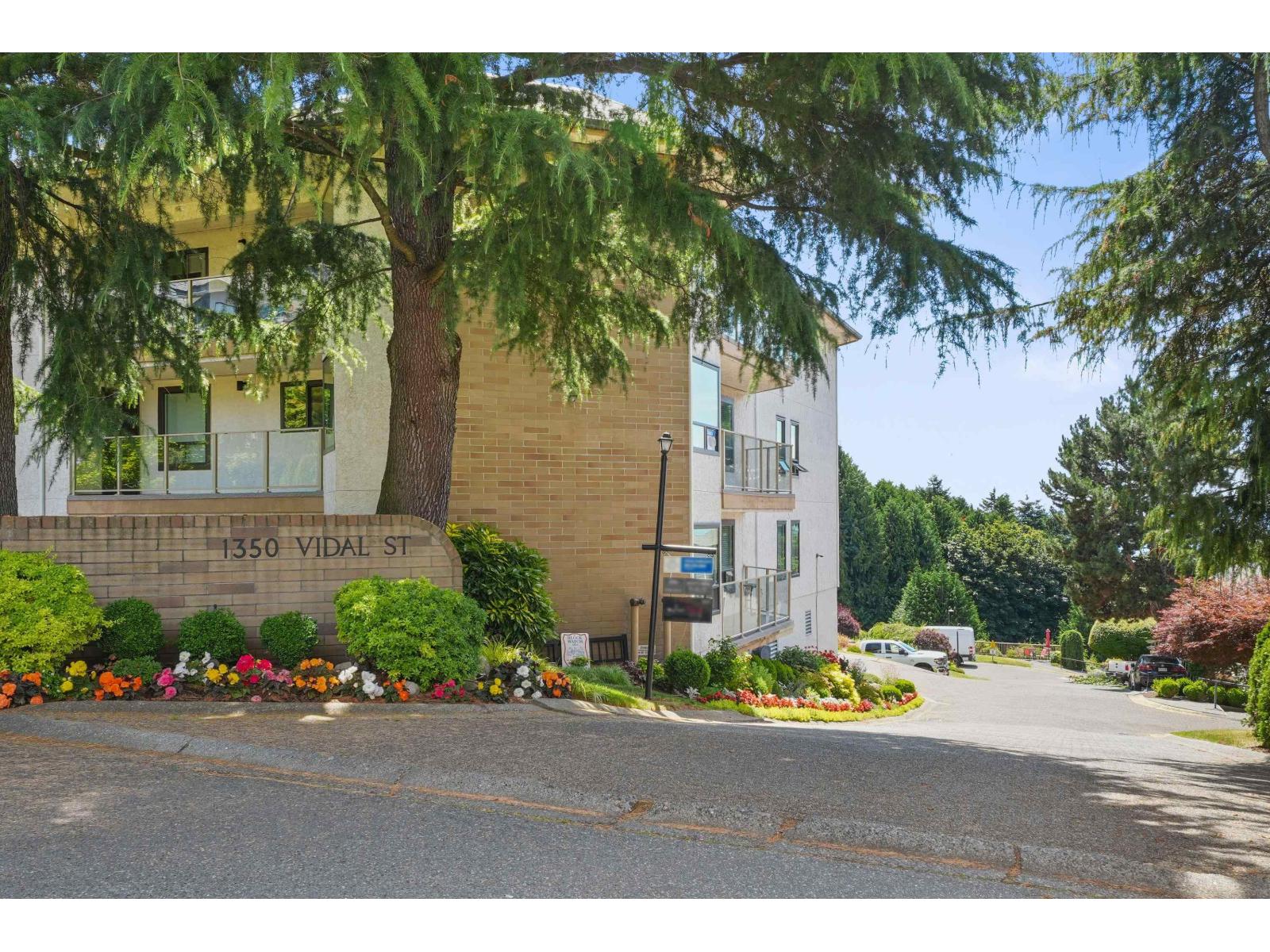 405 1350 VIDAL STREET, White Rock