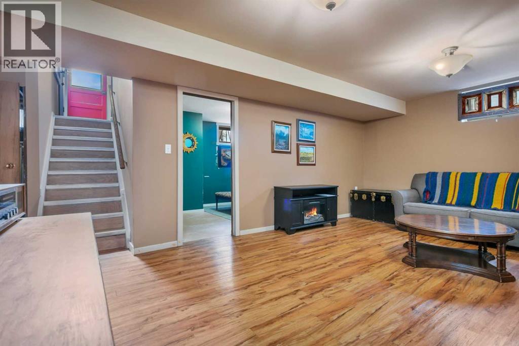6749 59 Avenue - 24