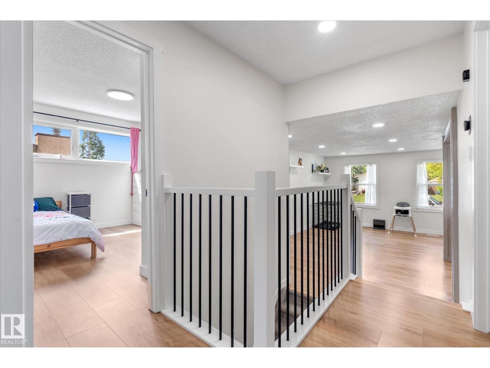 4009 37 AV NW - 14