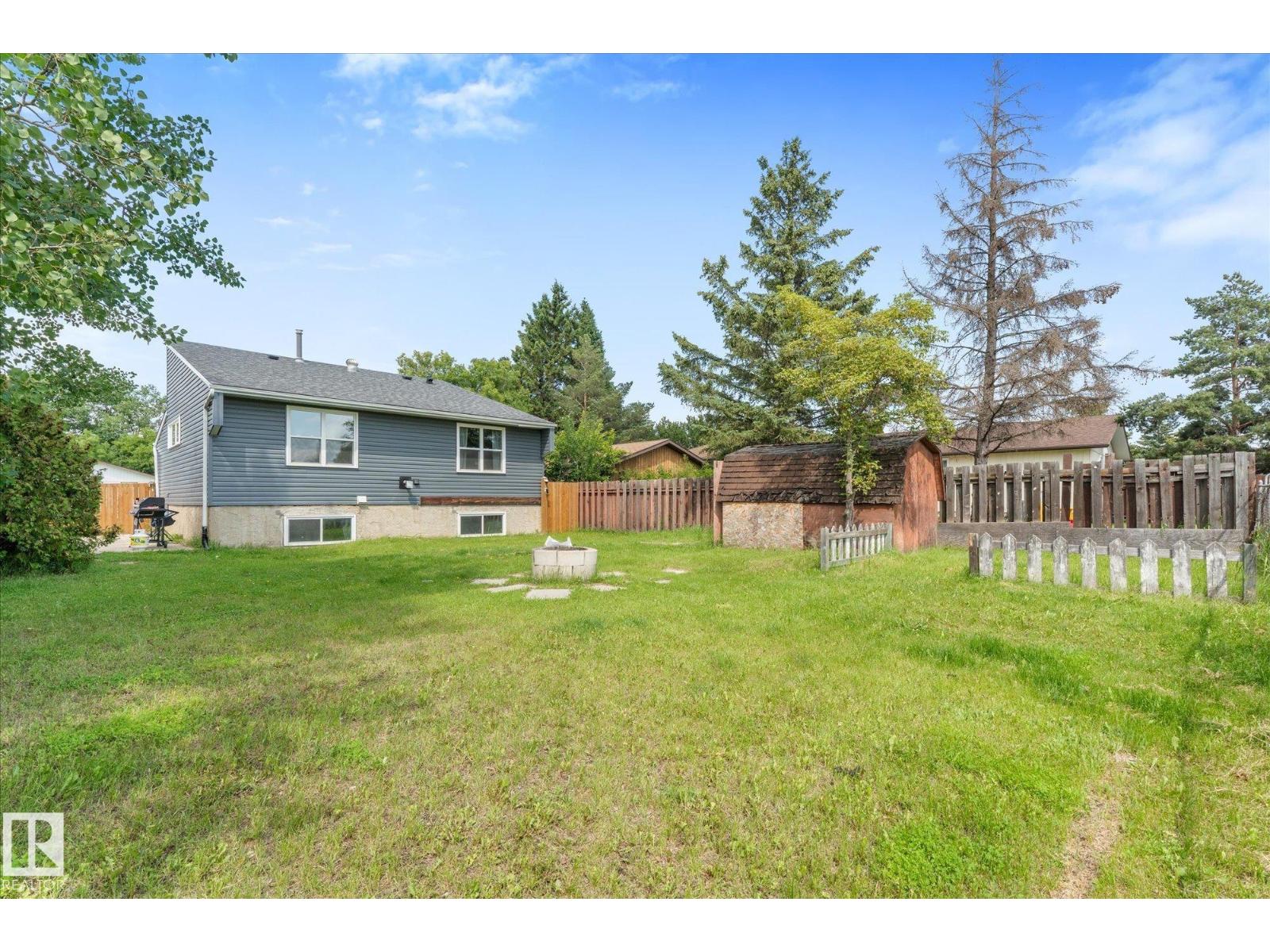 4009 37 AV NW - 36
