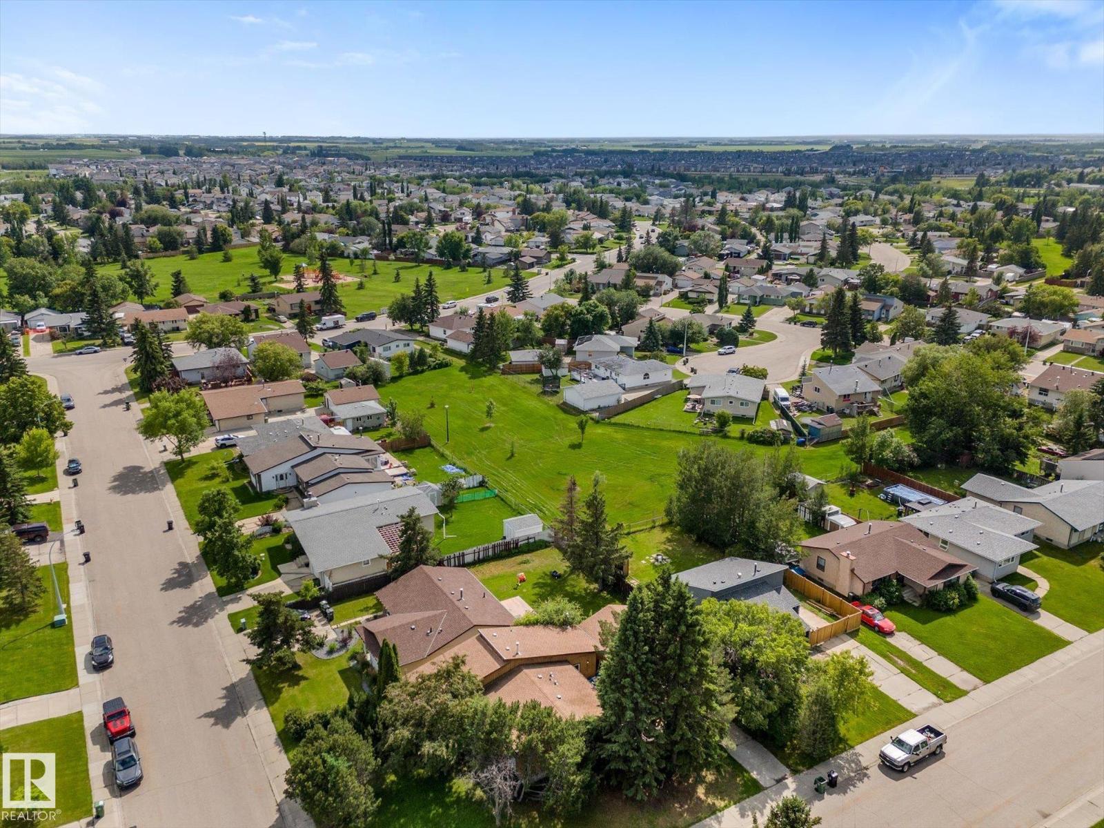 4009 37 AV NW - 41
