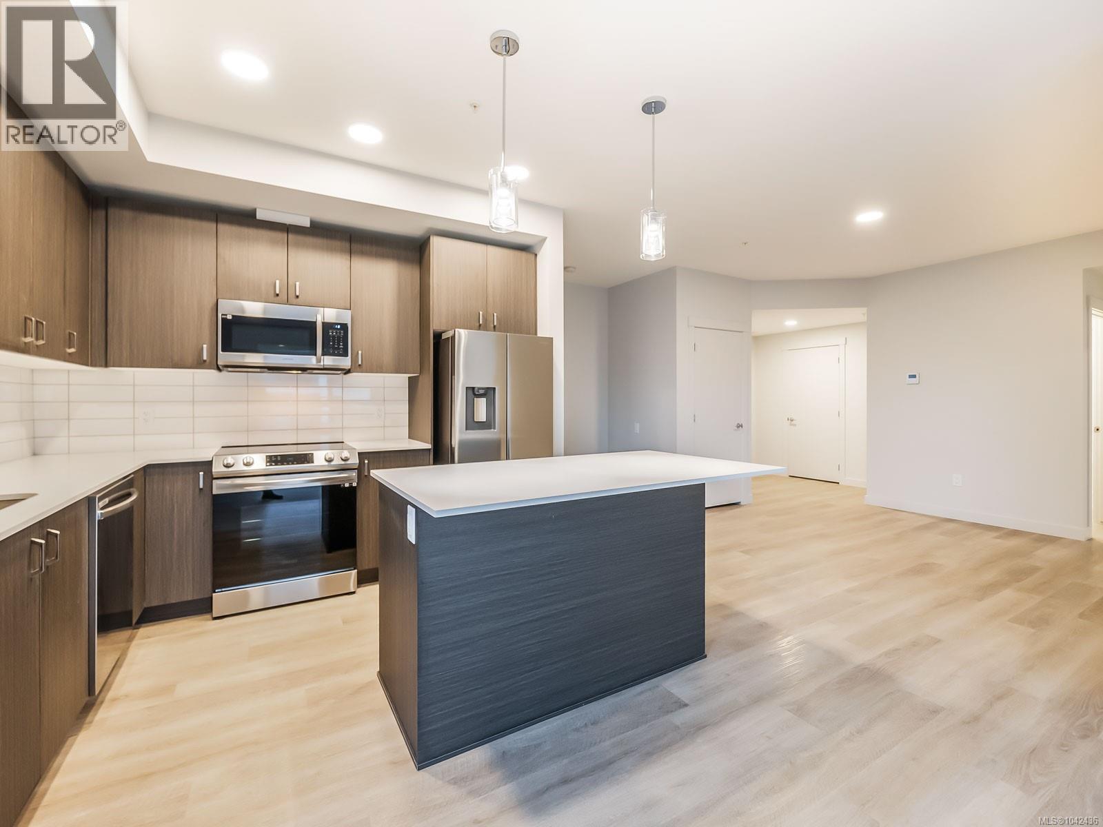 #115 140 Jensen Ave W - 15