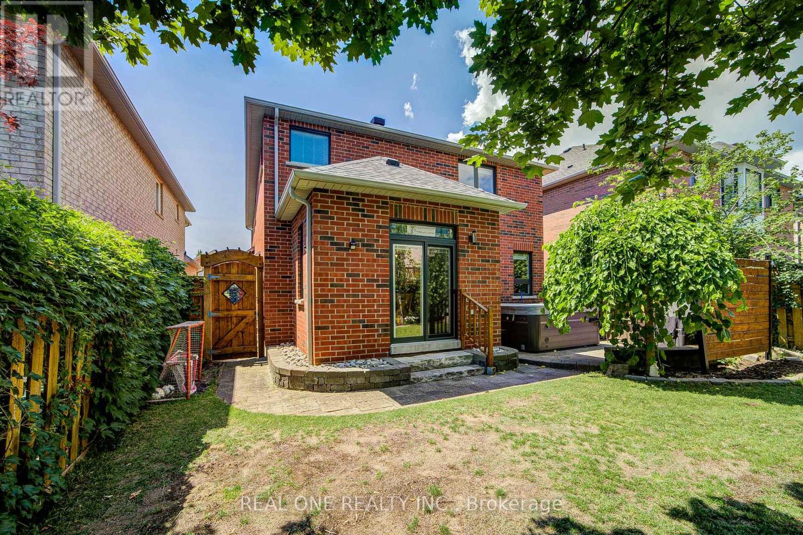 2463 PARKGLEN AVENUE - 46
