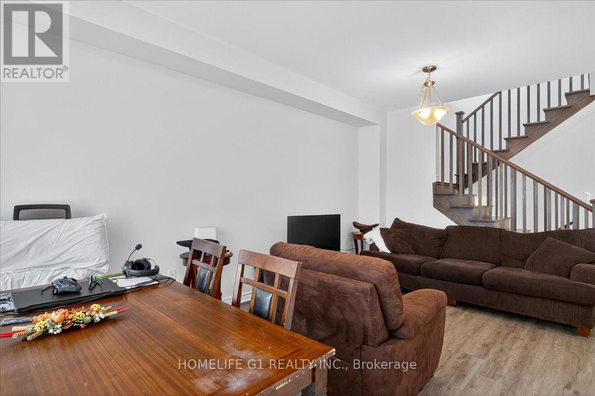 5 DYER CRESCENT - 15