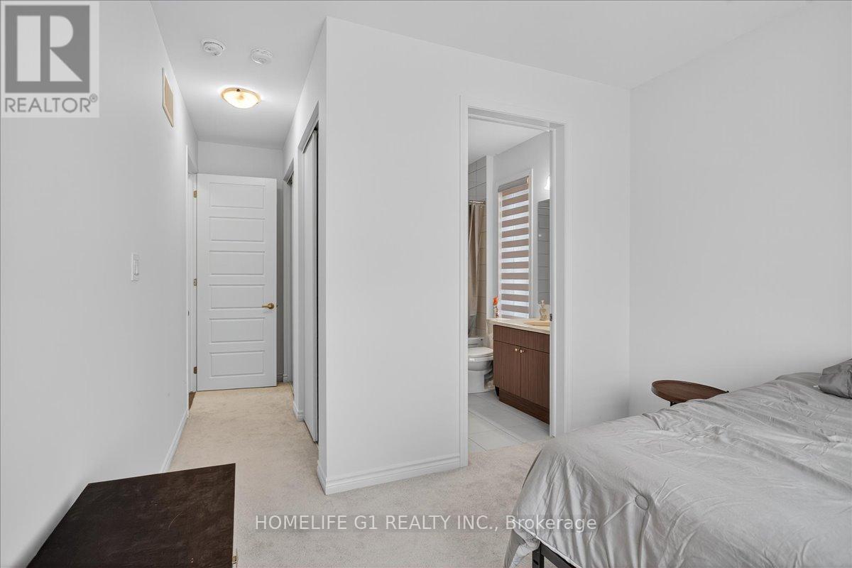 5 DYER CRESCENT - 22