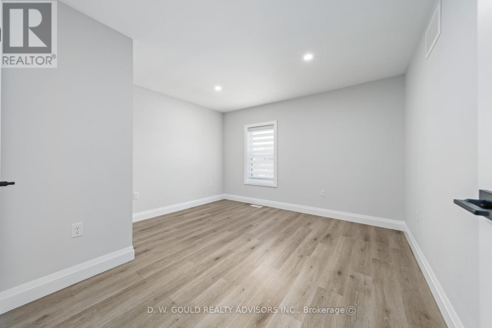 330 WILLIAM STREET - 20