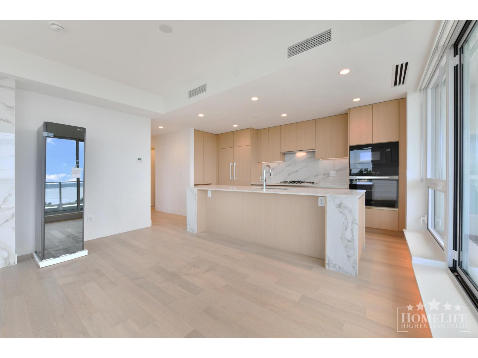 1105 1475 FOSTER STREET, White Rock