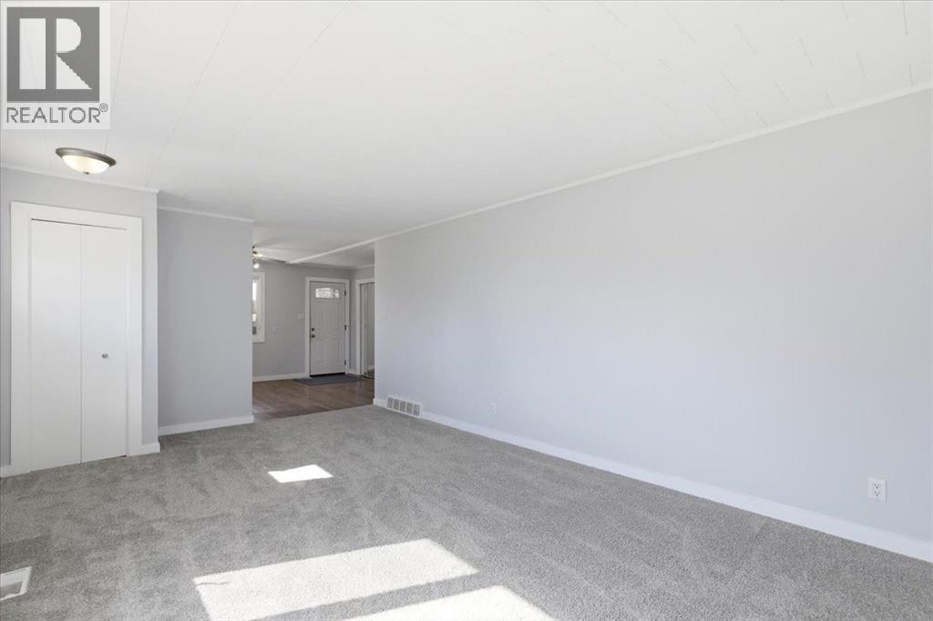 417, Sweberg Street - 14