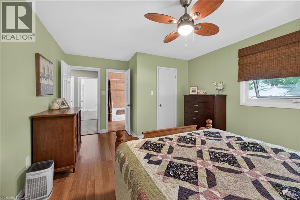 25 INVERNESS Avenue - 19