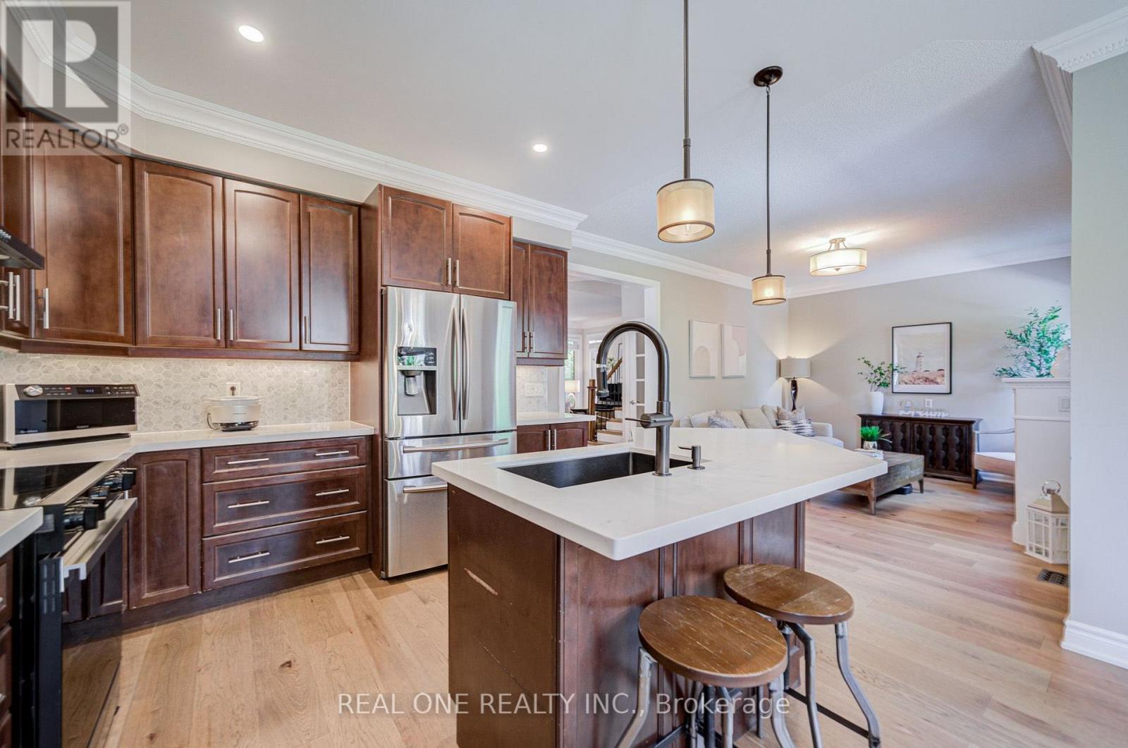 2463 PARKGLEN AVENUE - 18
