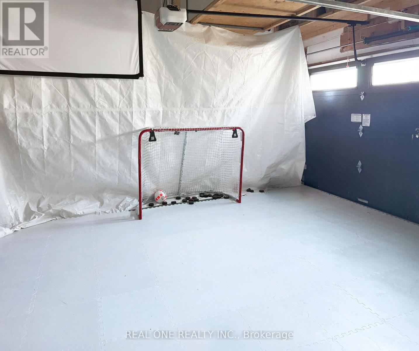 2463 PARKGLEN AVENUE - 44