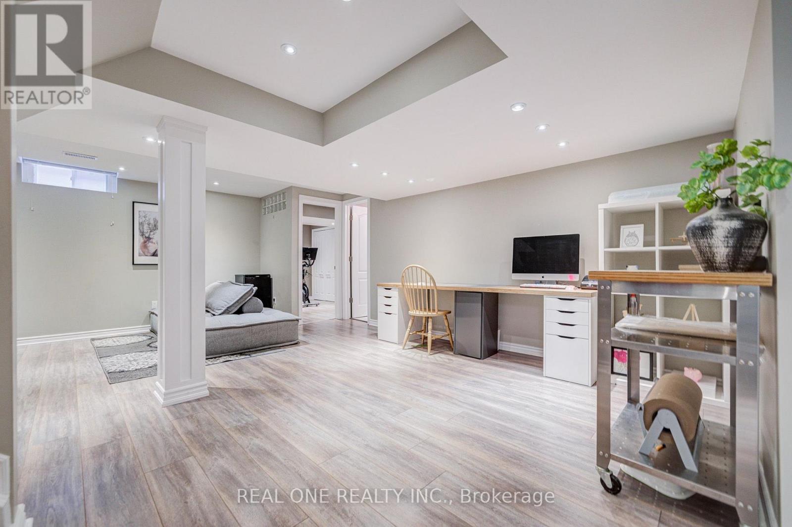 2463 PARKGLEN AVENUE - 39