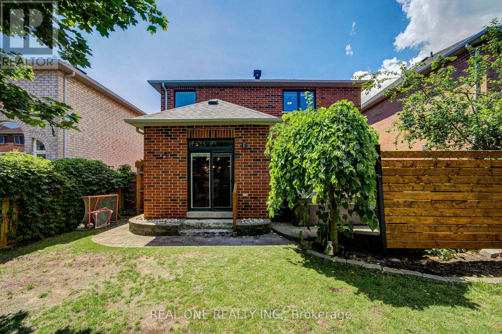 2463 PARKGLEN AVENUE - 47