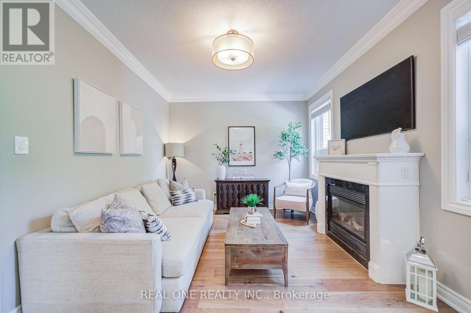 2463 PARKGLEN AVENUE - 10