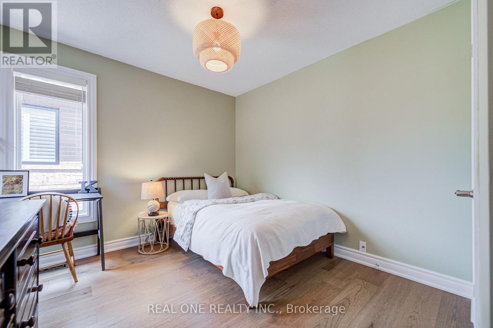 2463 PARKGLEN AVENUE - 33