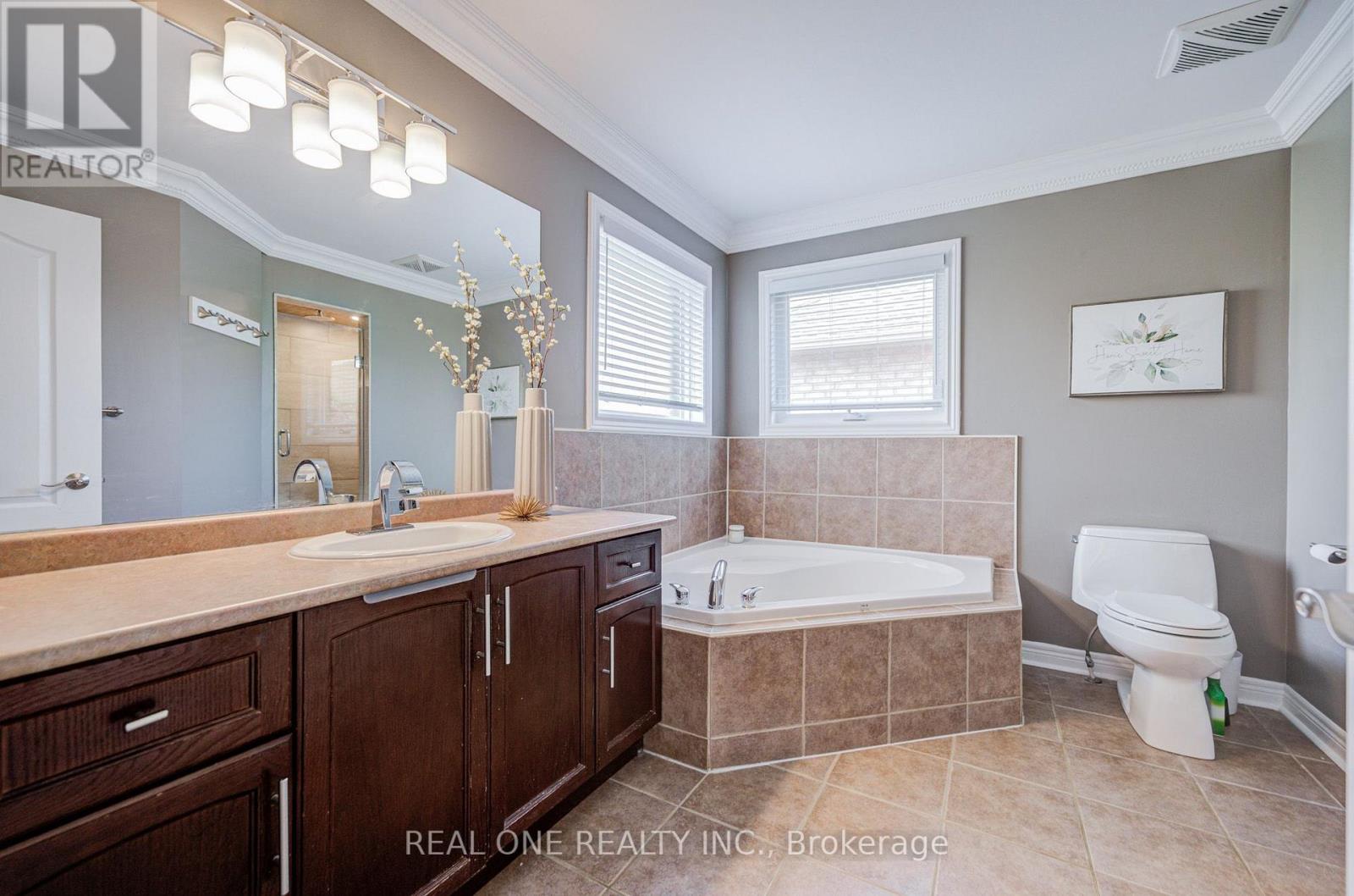 2463 PARKGLEN AVENUE - 29