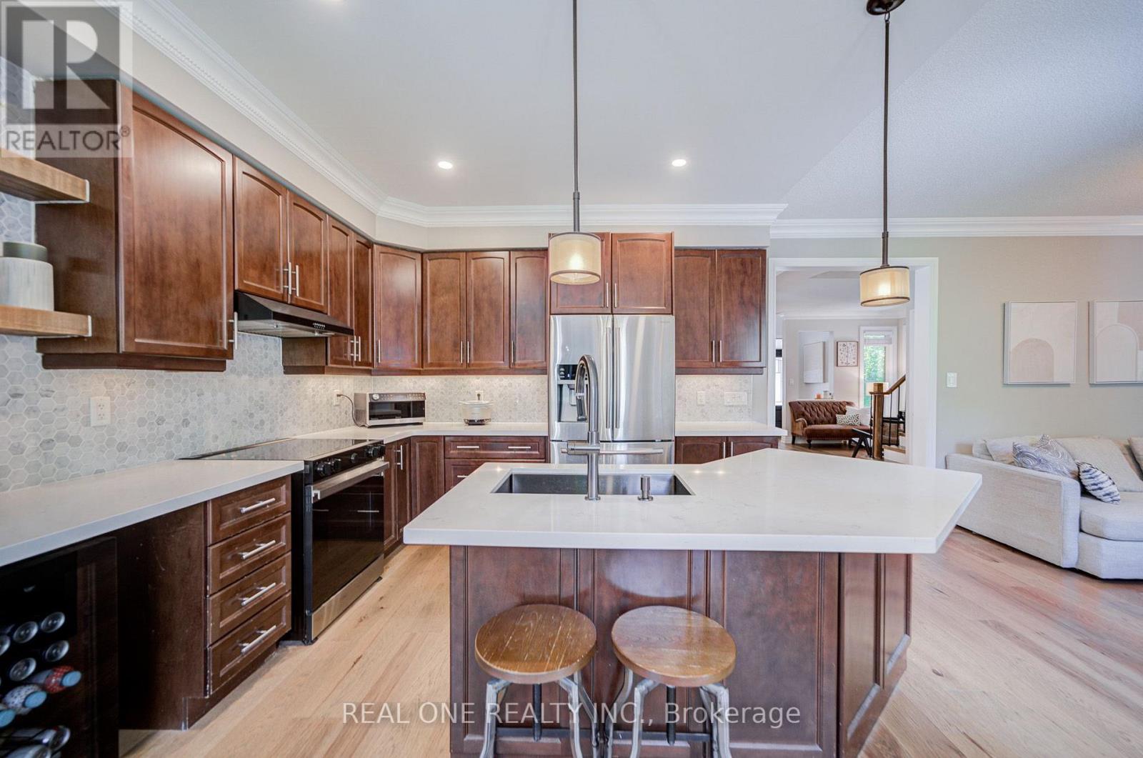2463 PARKGLEN AVENUE - 17