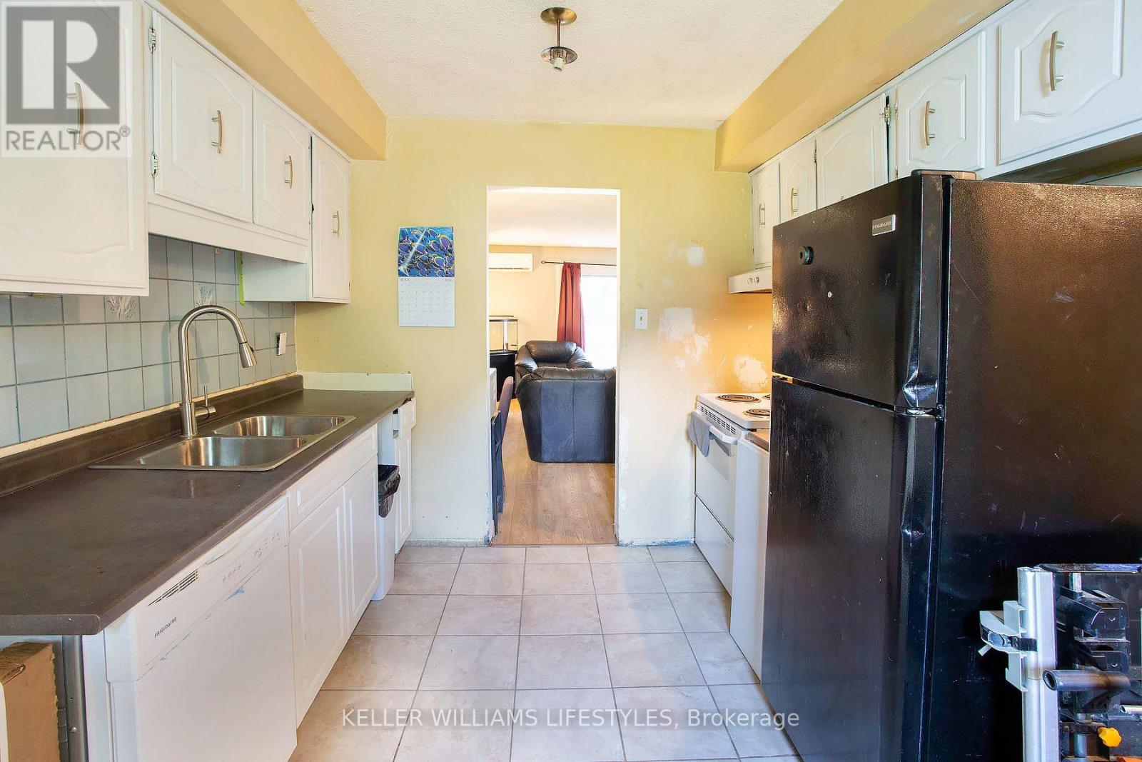 120 MONMORE ROAD - 7